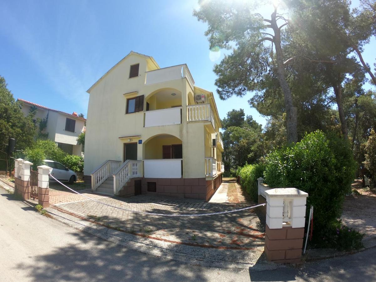 Apartments Stanko Petrcane Exterior foto